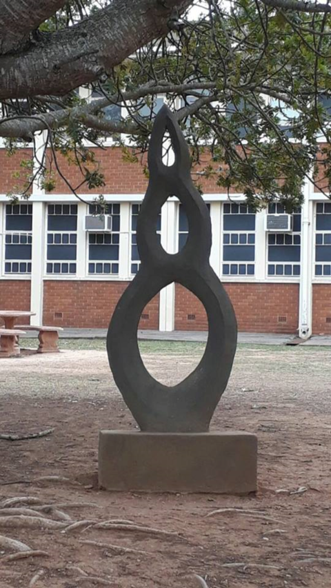 Sculpture by John Paisley, an Art Teacher at Muir Primary, commissioned by the Matric Class of 1970 to create the sculpture as their farewell gift to the school. The sculpture symbolises unity and growth - the circles growing upwards.  